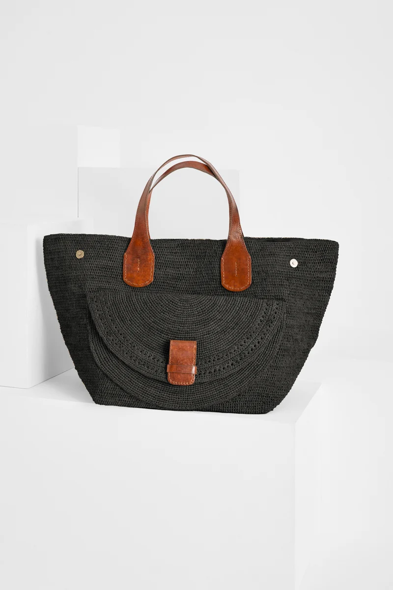 LAZA II Black