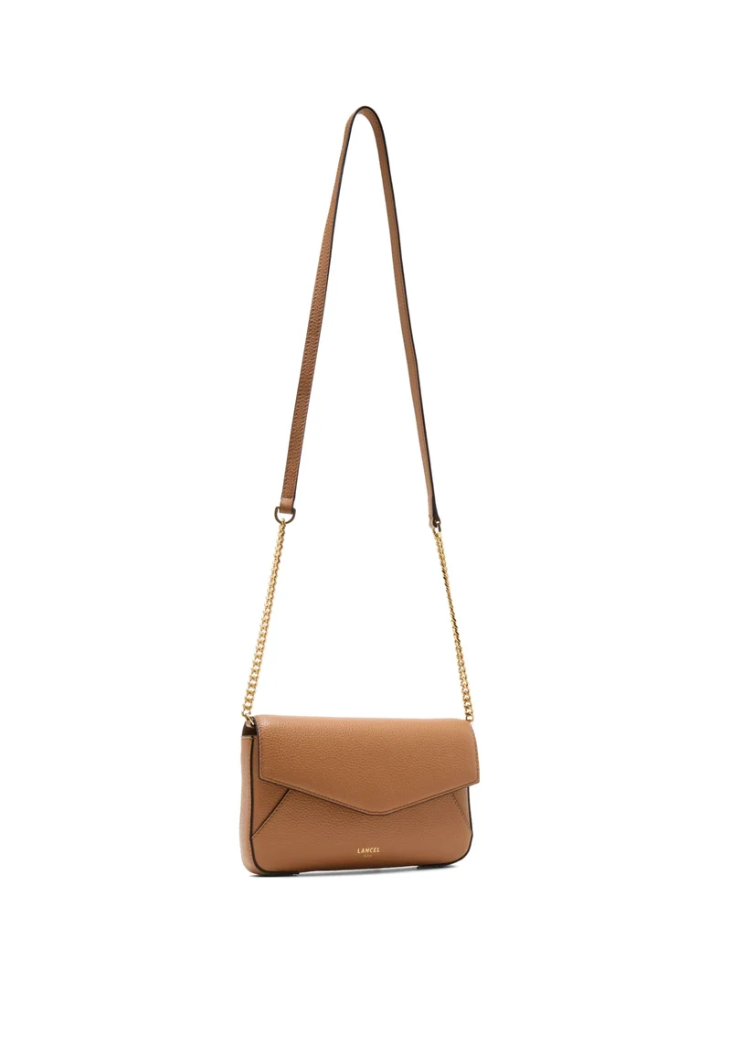 Lancel Enveloppe Pochette Chaîne Porte-Cartes Amovible Cuir Camel