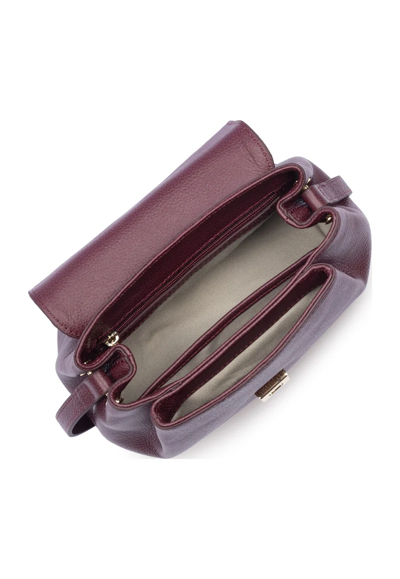 Lancaster Sac trotteur A rabat avec fermoir S Milano Pia Bordeaux