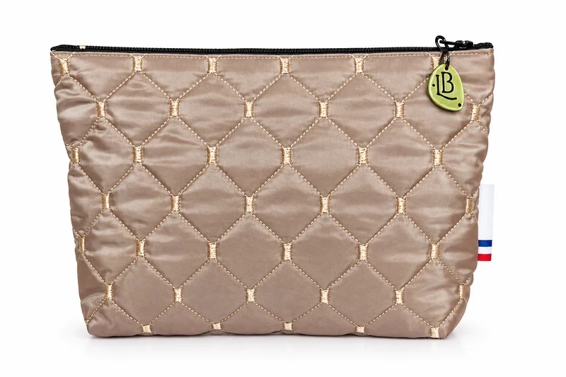 Trousse de toilette en tissu matelassé