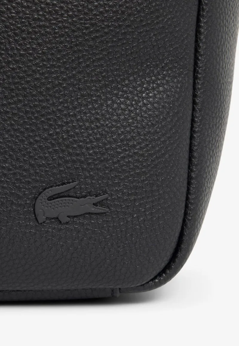 Lacoste Grand sac hobo Magnus Cuir Noir