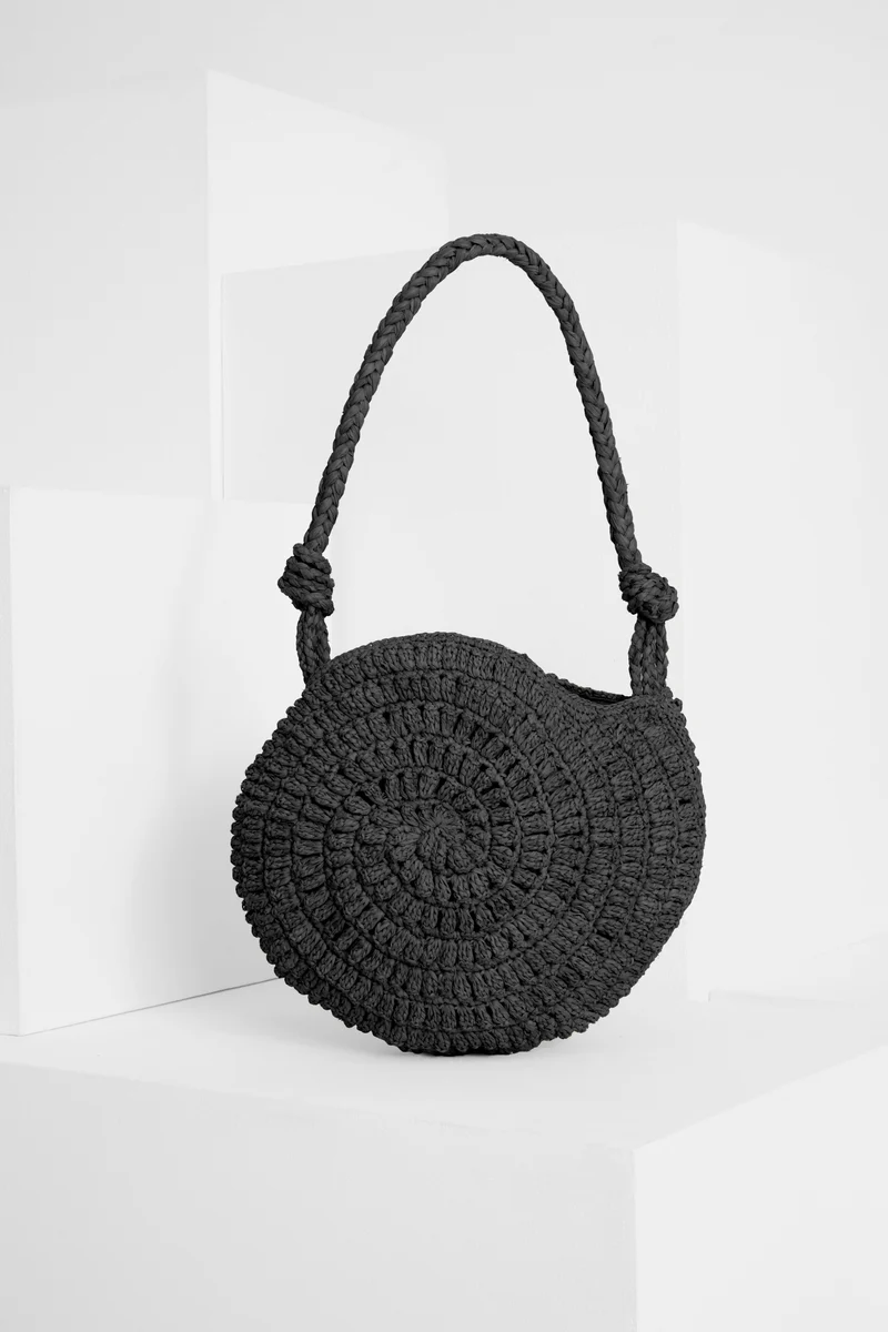 ISULA Black