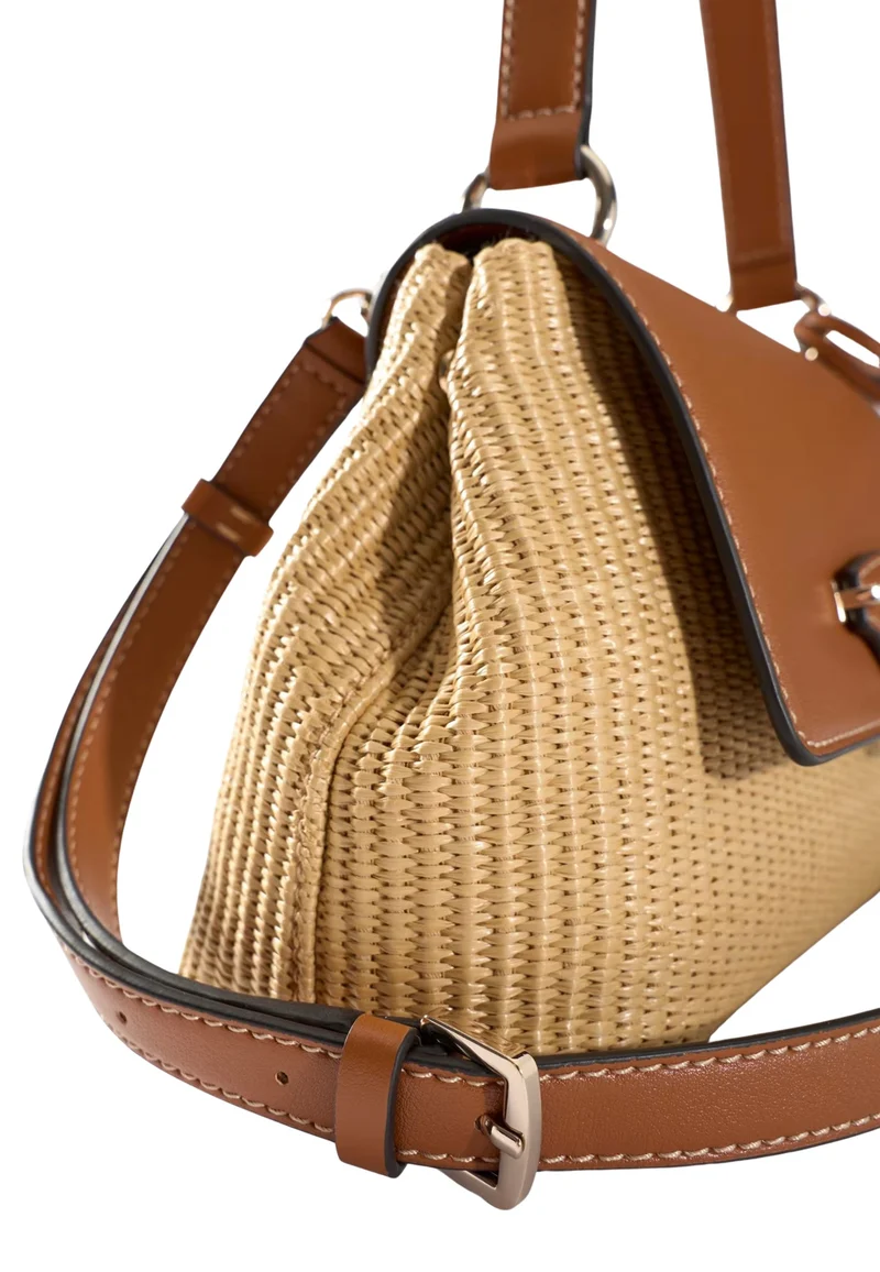Guess Sac à Rabat Maggie Natural/Caramel