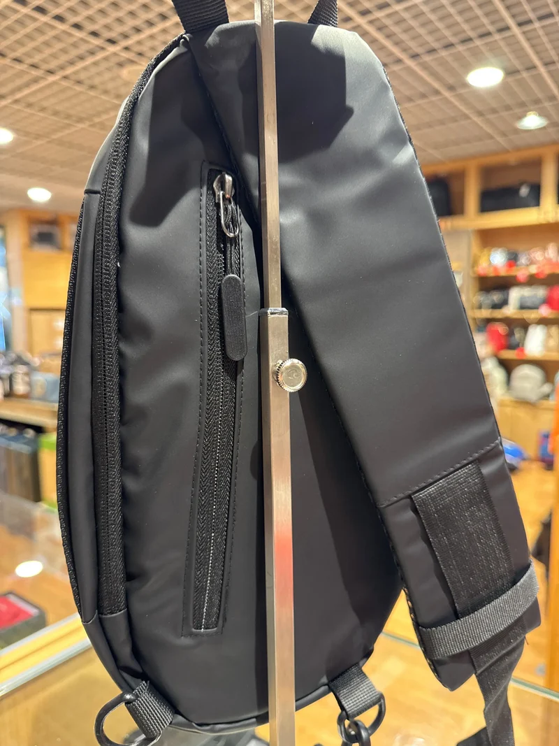 Sacoche holster zippée porté croisé Fashion bag Noir