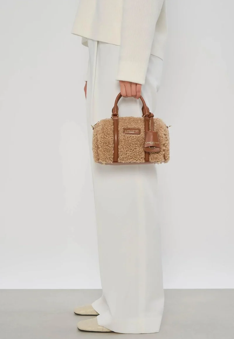 Lancaster Sac polochon Zippé Moumoute 518-053 Cognac