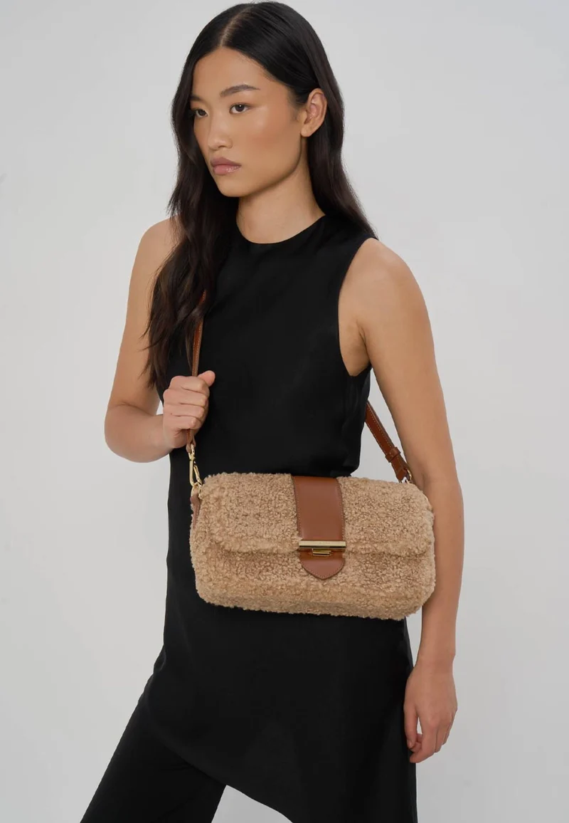 Lancaster Sac trotteur A rabat Moumoute Cognac