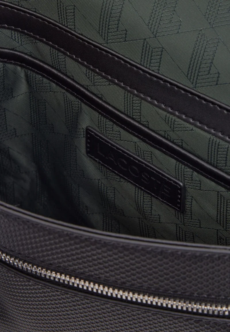 Lacoste Sacoches messenger Chantaco cuir Noir