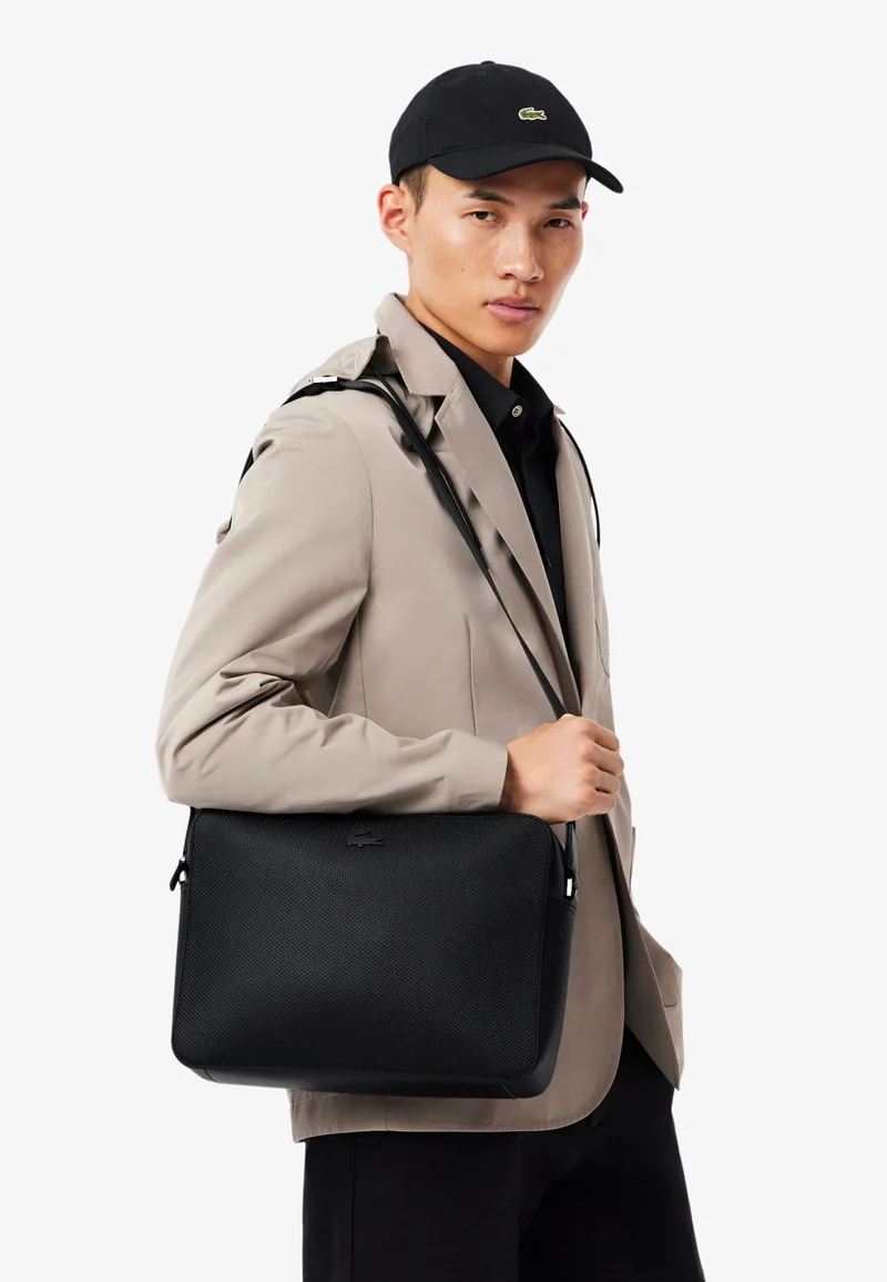 Lacoste Sac à bandoulière Chantaco en cuir Noir