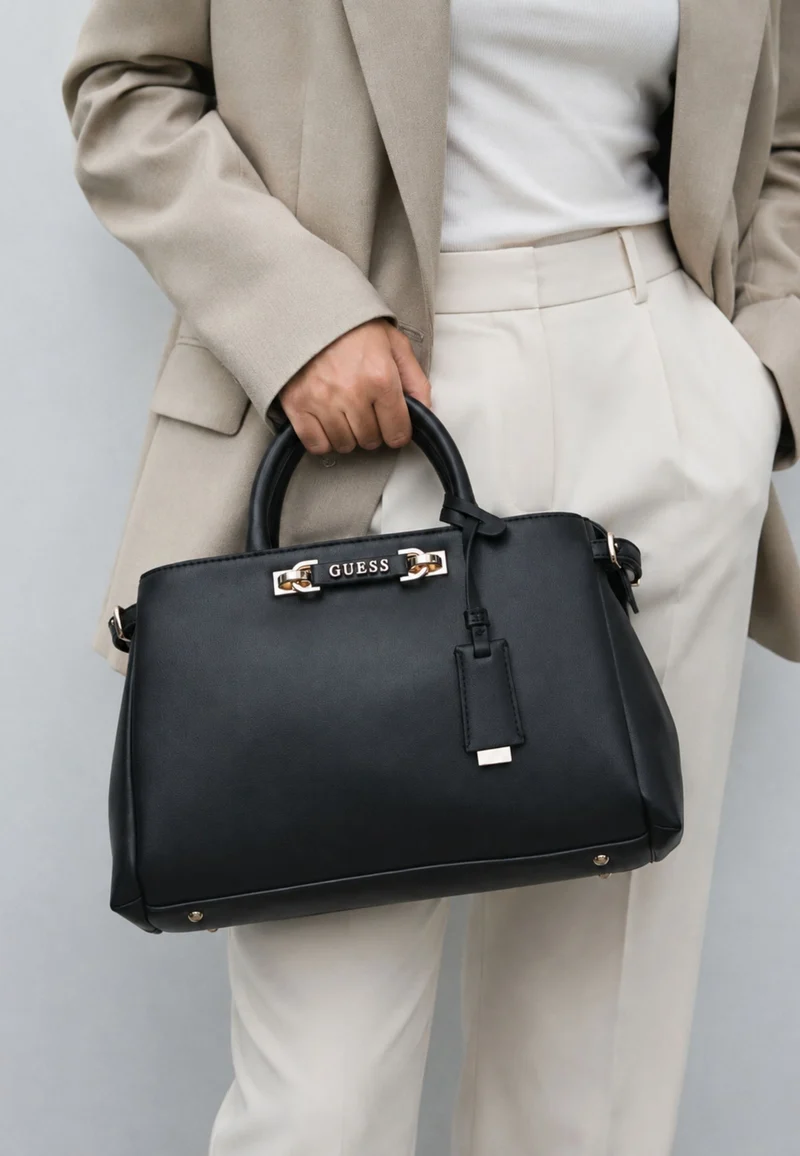 Guess Sac Bandoulière Anadela 3 Comp Satch Black