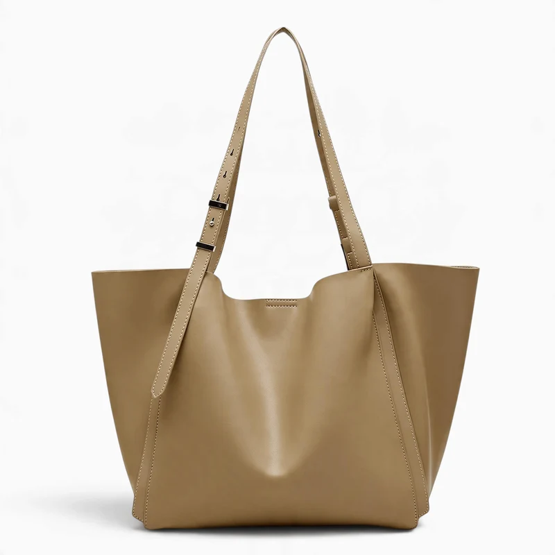 Grand Sac Femme Cuir Souple Élégant