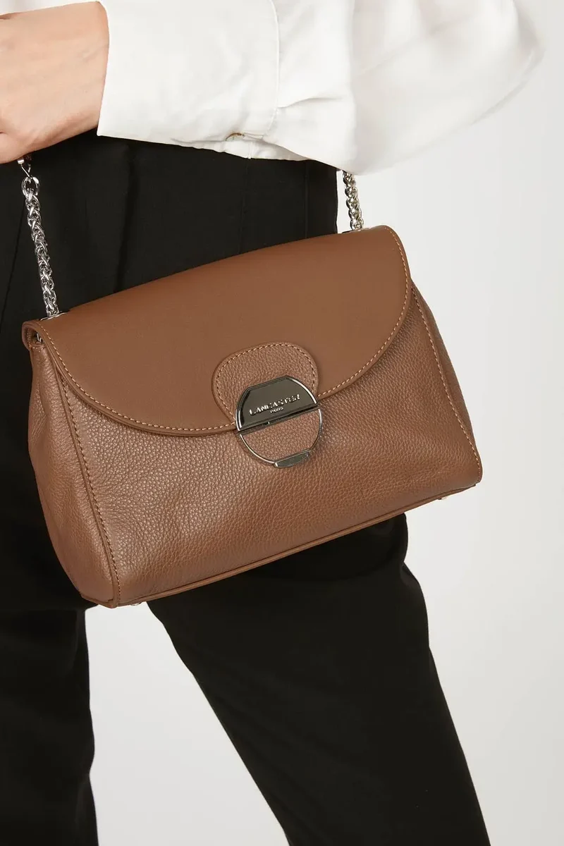 Lancaster Sac trotteur A rabat avec fermoir Pia Camel