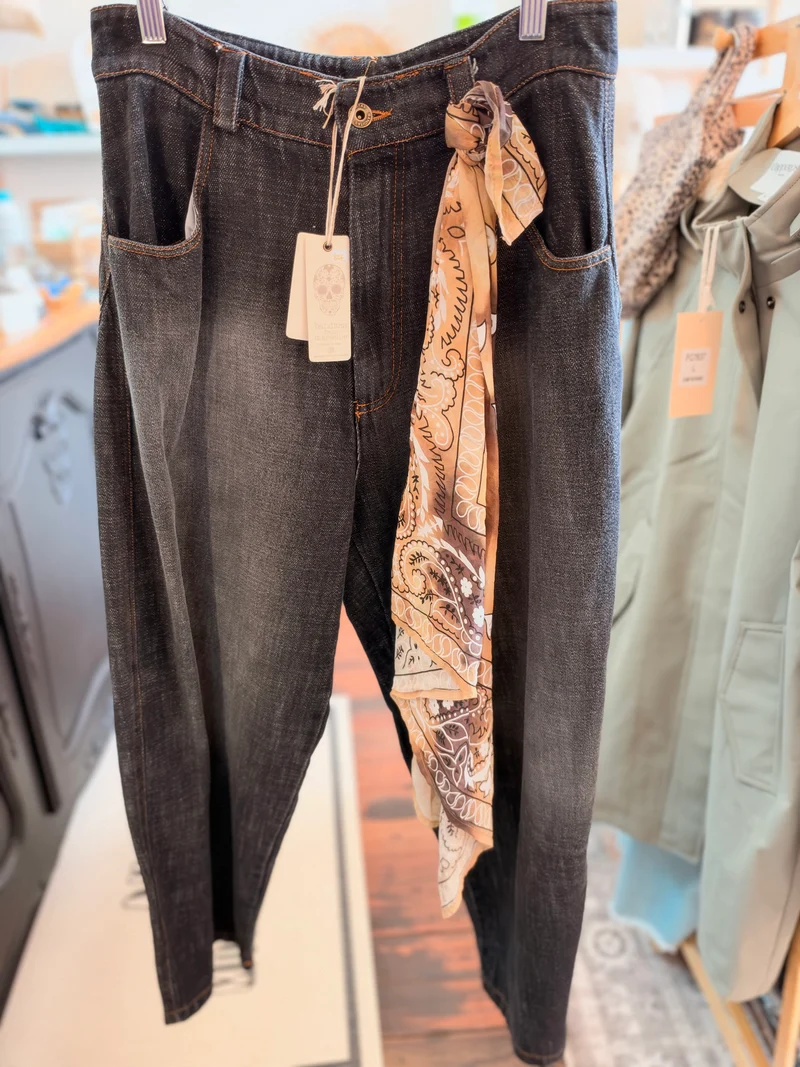 Jean Rovezzano Black By Banditas