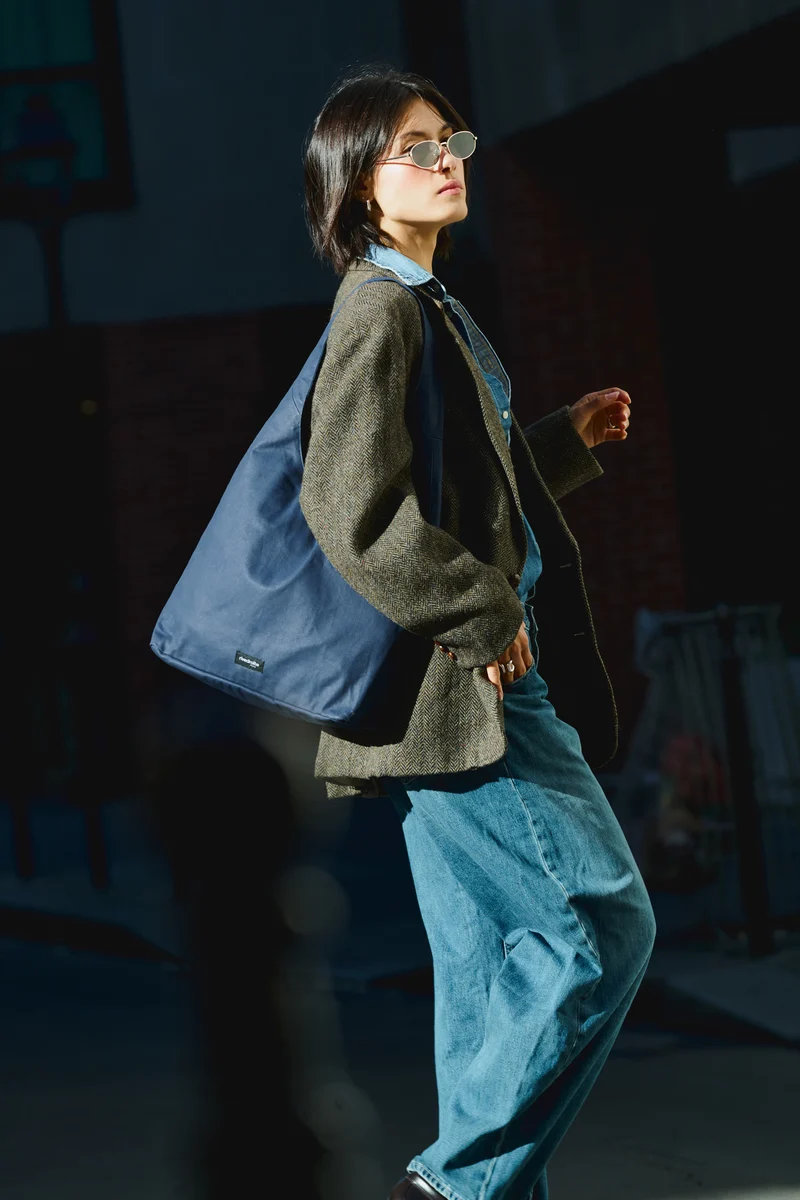 Richelieu le sac hobo - Coton organique enduit Bleu