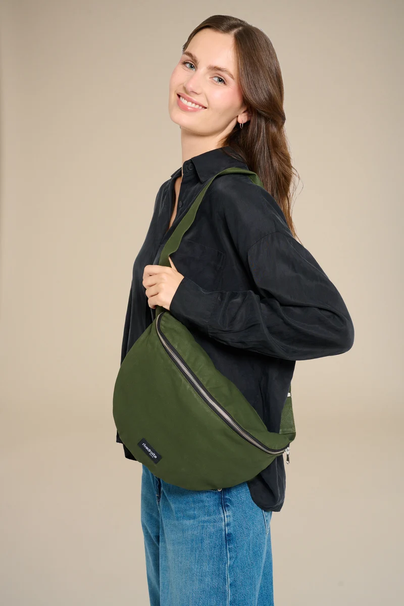 Custine XL le grand sac banane - Coton organique enduit Vert