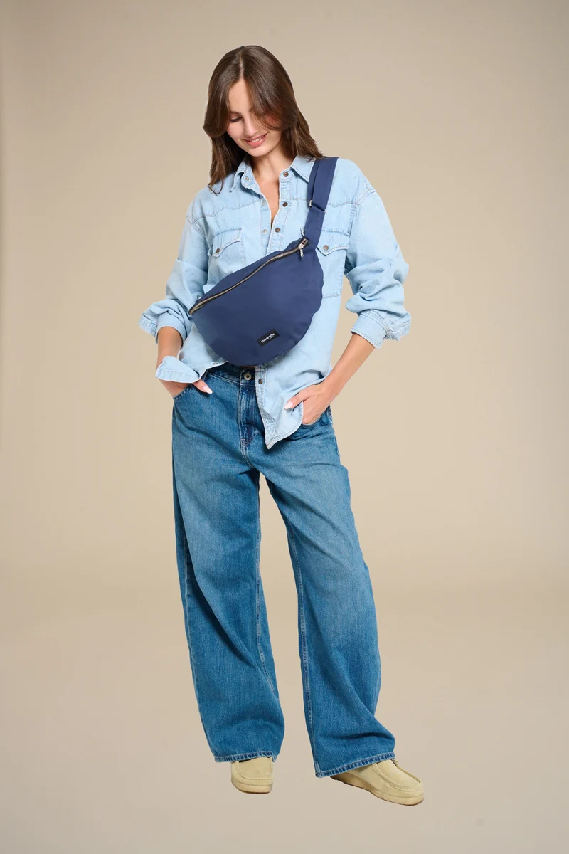 Custine XL le grand sac banane - Coton organique enduit Bleu