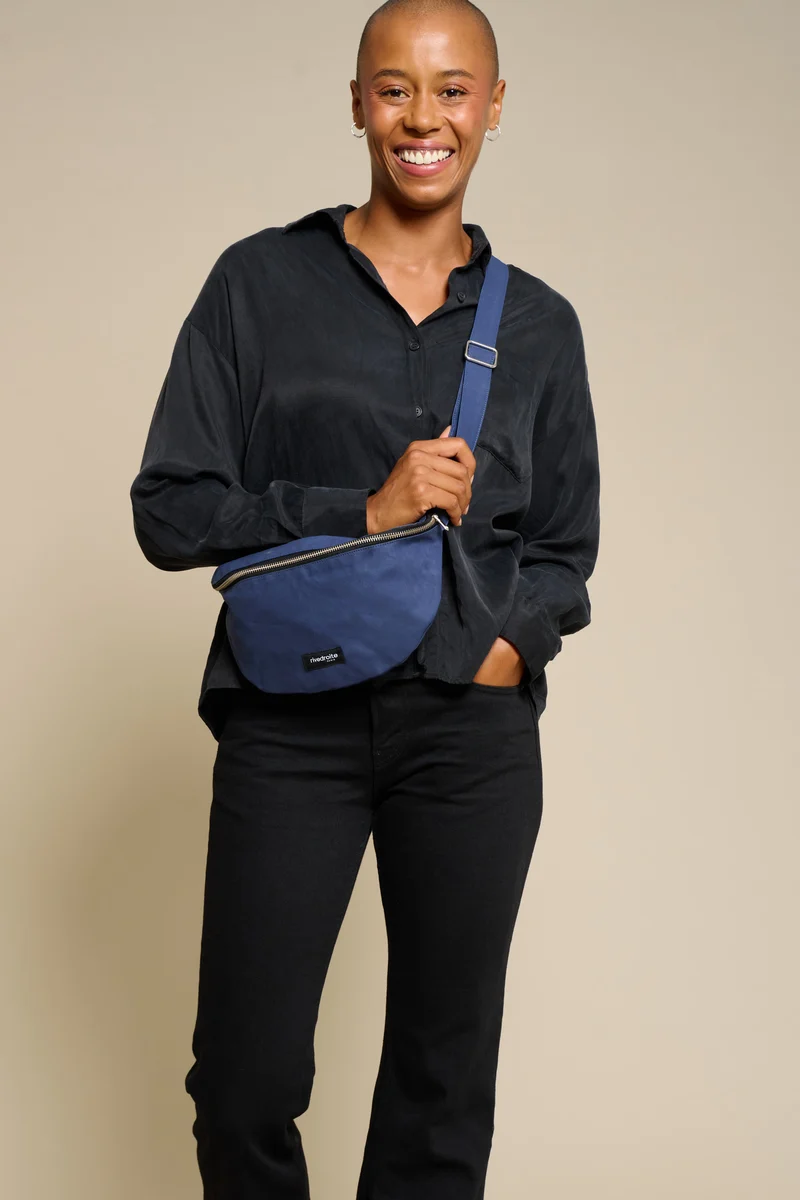 Custine le sac banane - Coton organique enduit Bleu