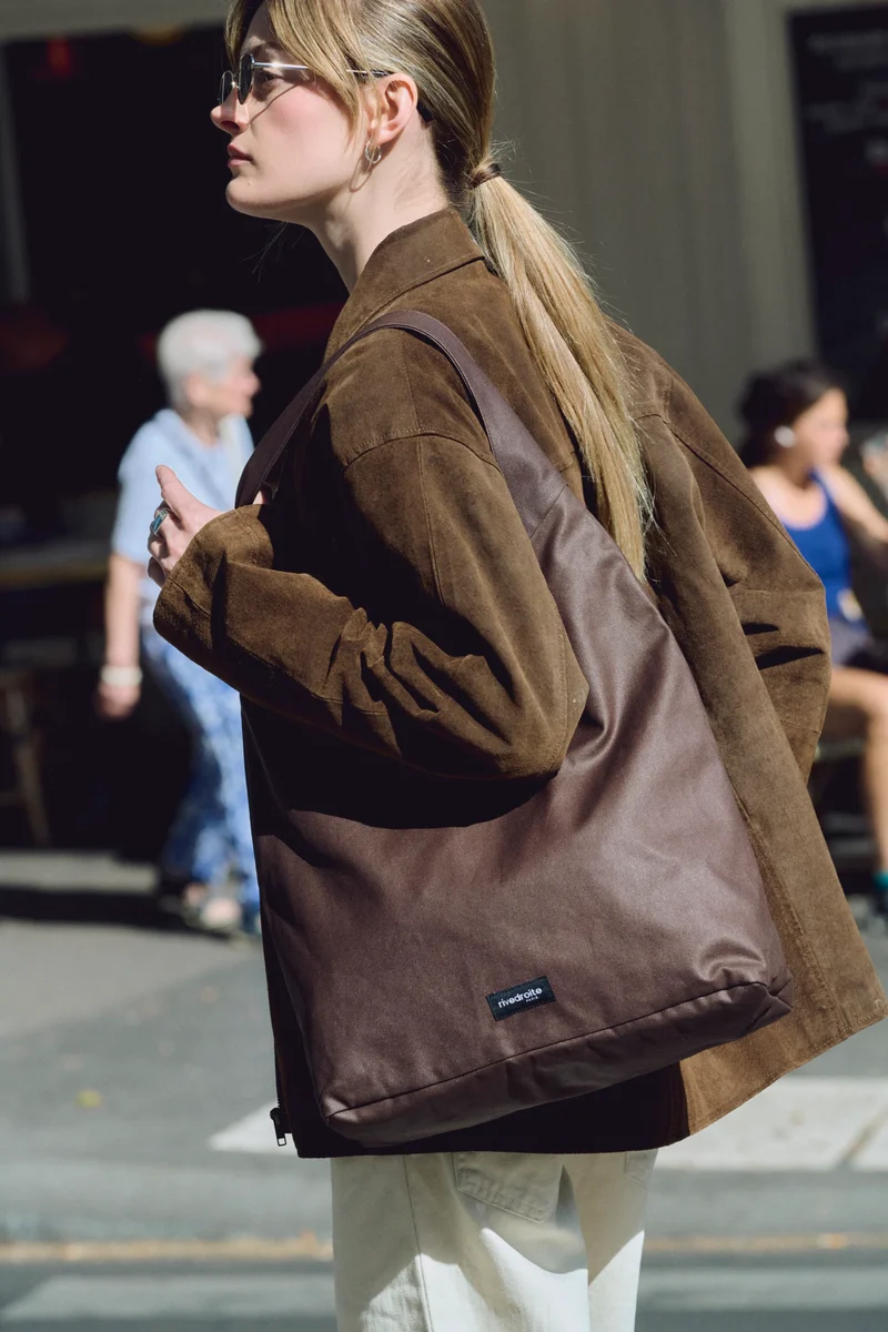 Richelieu le sac hobo - Coton recyclé ciré Marron Chocolat