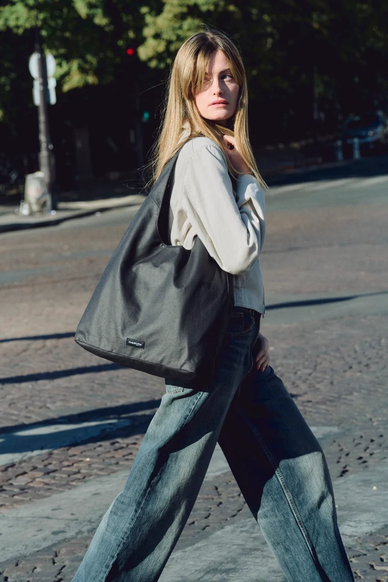 Richelieu le sac hobo - Coton recyclé ciré Noir