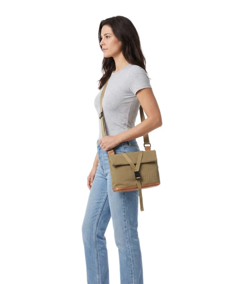 Aunts & Uncles Japan Yao Sac bandoulière olive stone