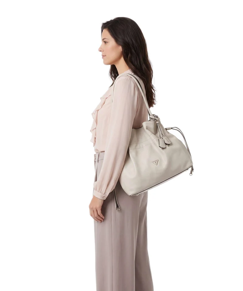 Guess Karima Sac seau bone