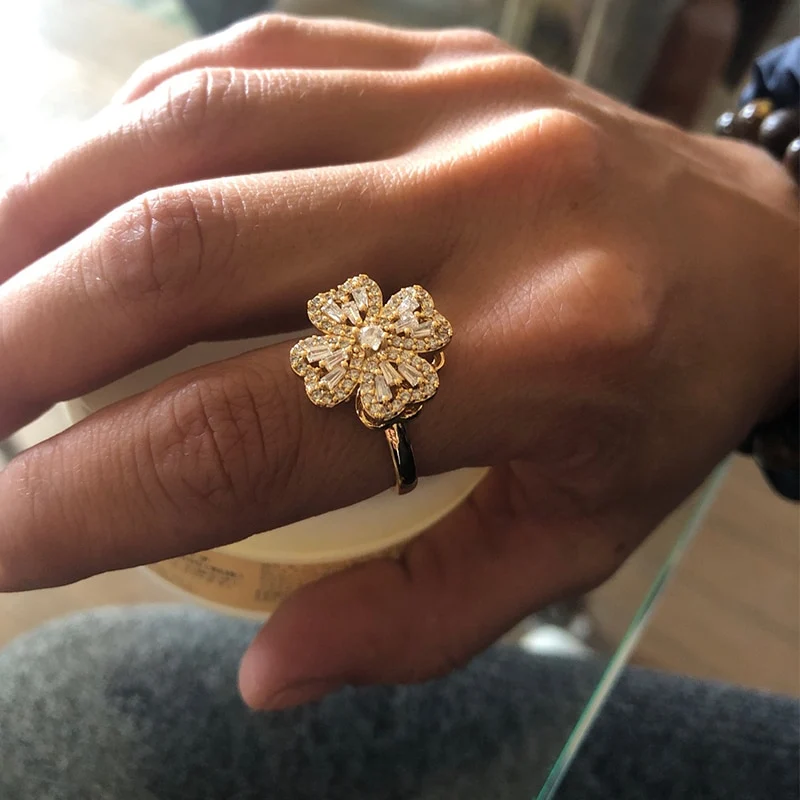 Bague anti stress femme avec trèfles rotatifs | anno™