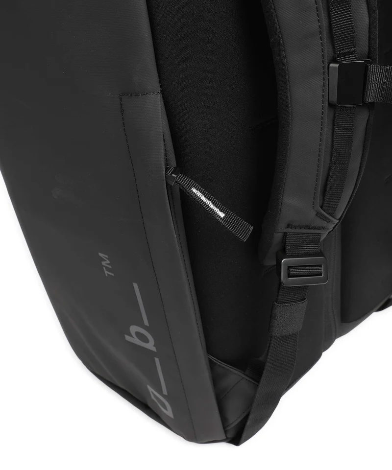 Db Roamer Pro 50 Sac à dos de voyage black out