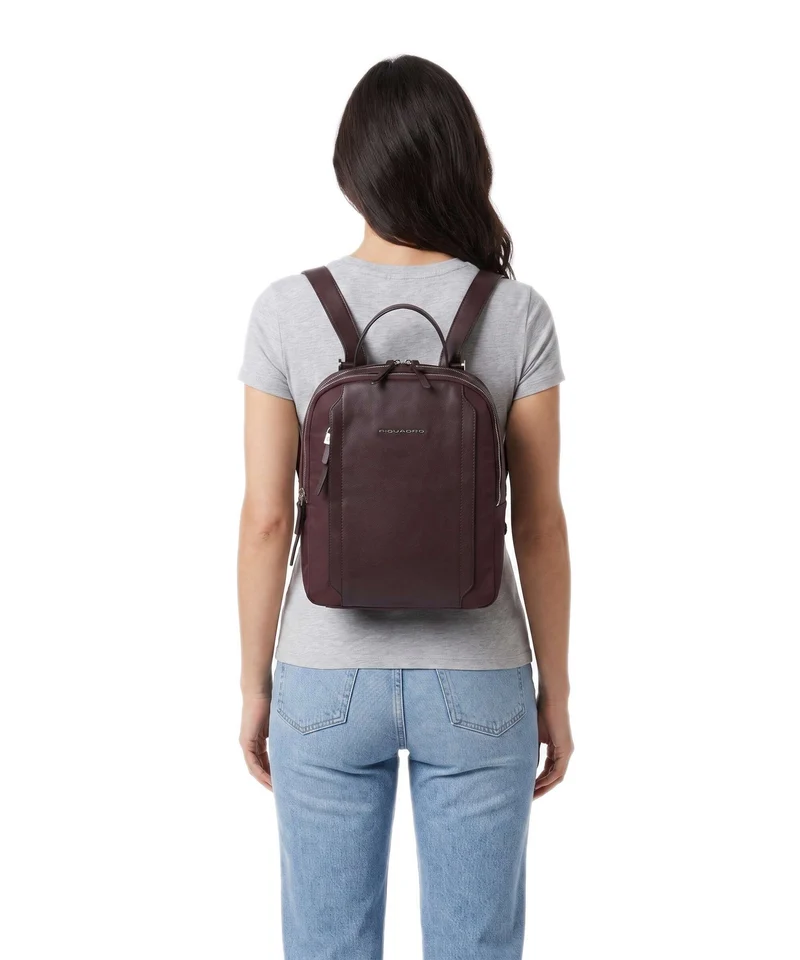 Piquadro W92T Sac à dos bordeaux