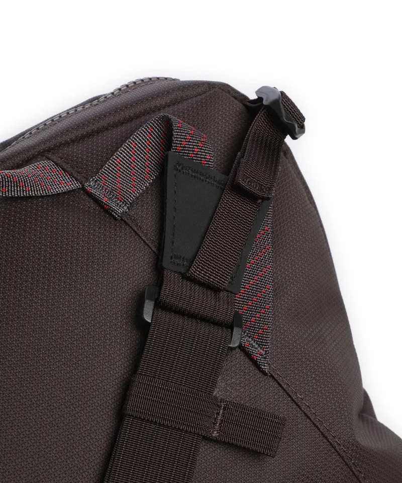 Klättermusen Gaut Sac messager brown umber