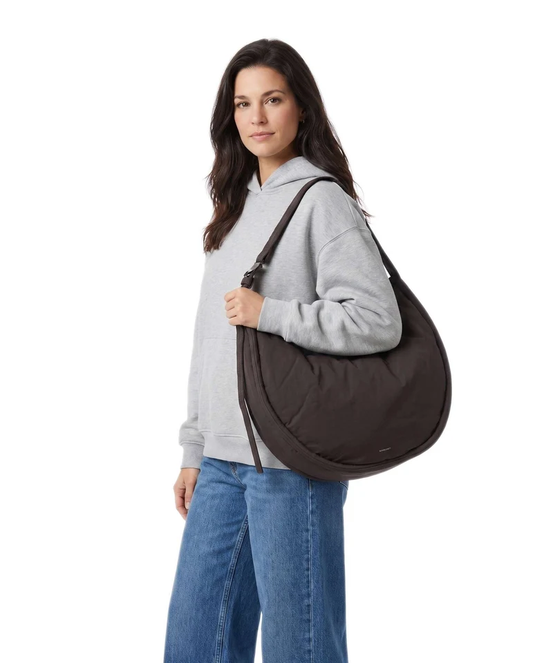 Sandqvist Curve L Sac fourre-tout dark brown