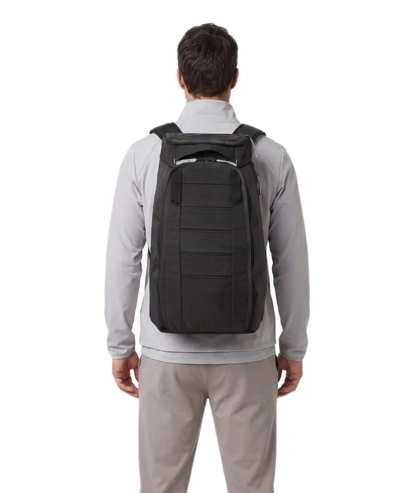 Db Hugger 30 Sac à dos charcoal grey