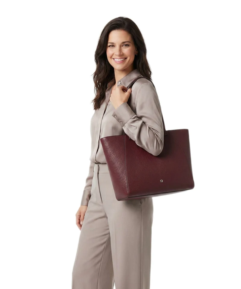 Aigner Pura L Cabas burgundy