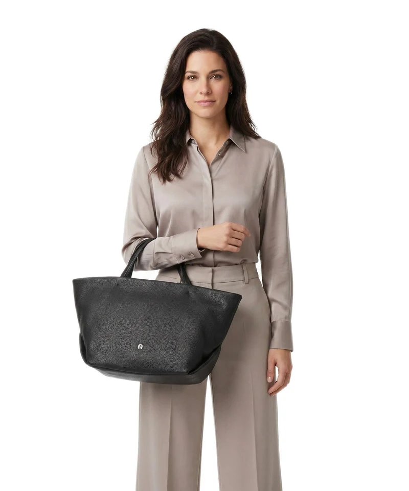 Aigner Paola L Sac à main black