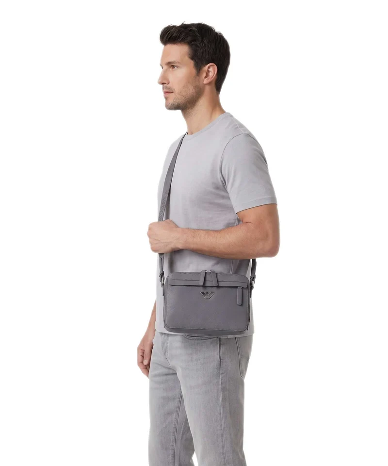 Emporio Armani Business Regenerated Sac bandoulière grey