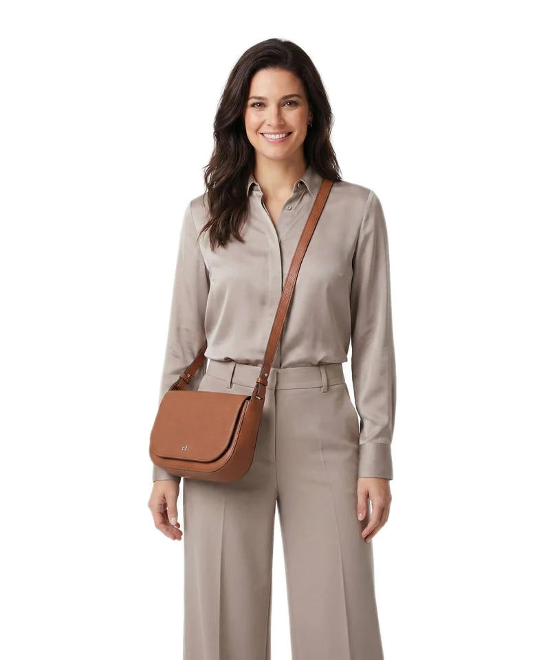 Aigner Pura M Sac bandoulière cognac brown