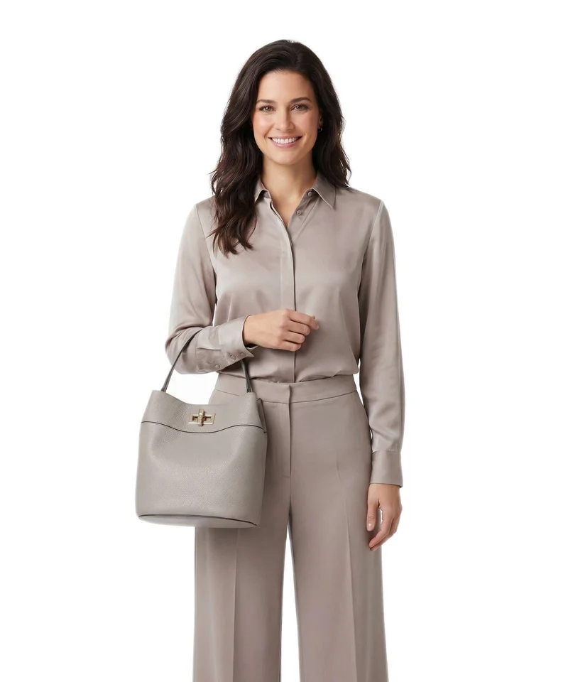 Furla Amelia M Sac seau cachemire gray