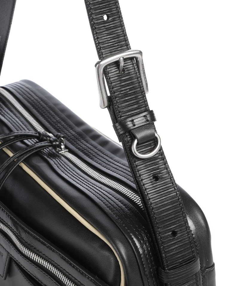 Liebeskind Juno Recycled Soft Calf M Sac porté épaule black