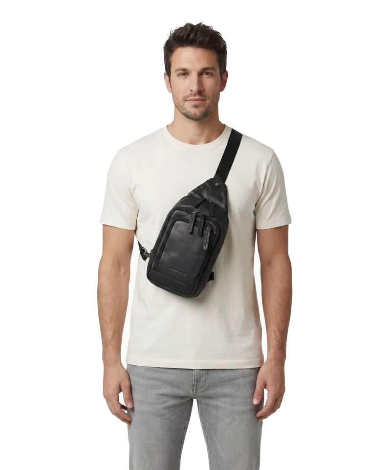 The Chesterfield Brand Wax Pull Up Cow Riga Sac sling black