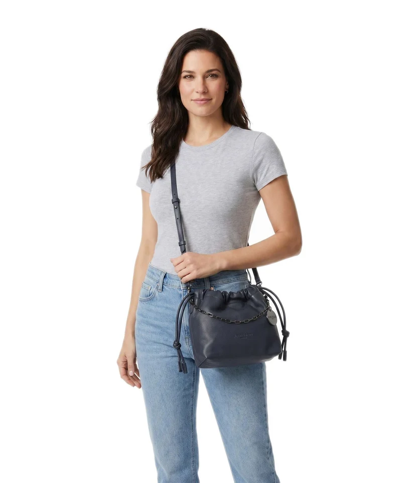 Liebeskind Lya II Small Pebble S Sac seau peacoat
