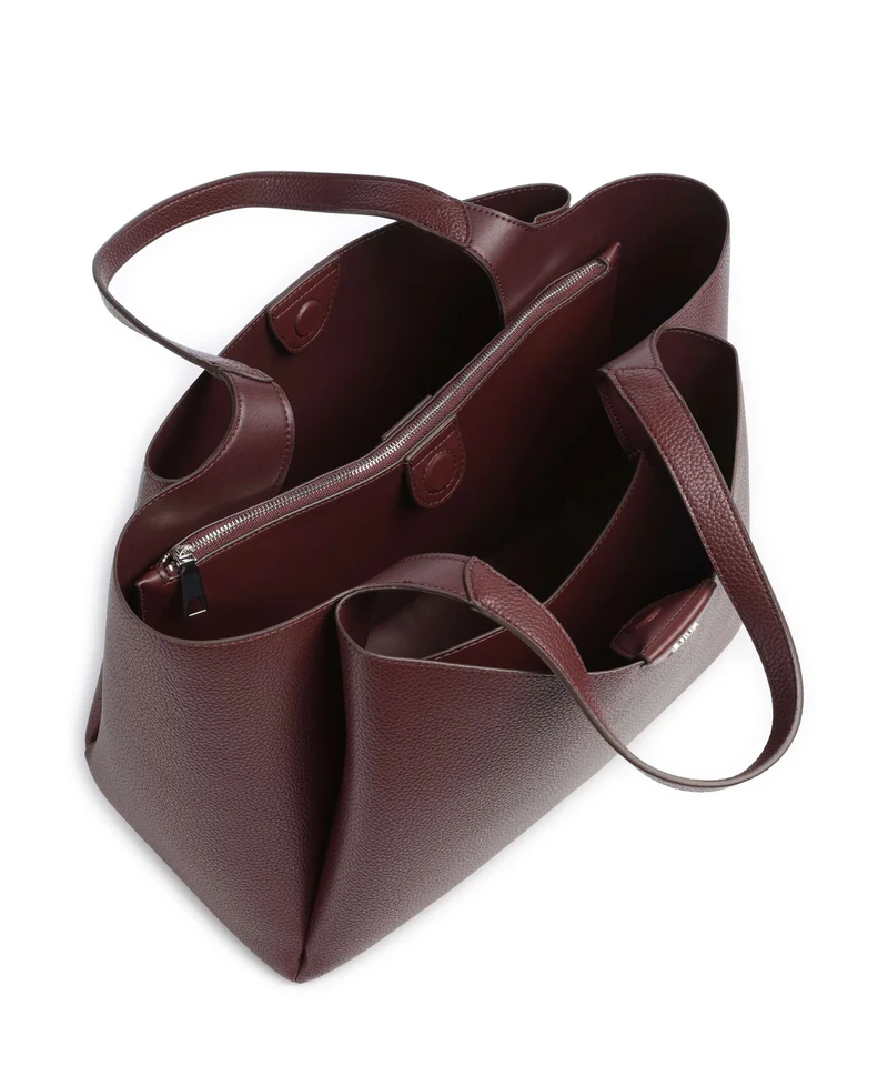 DKNY Willa Cabas aged wine