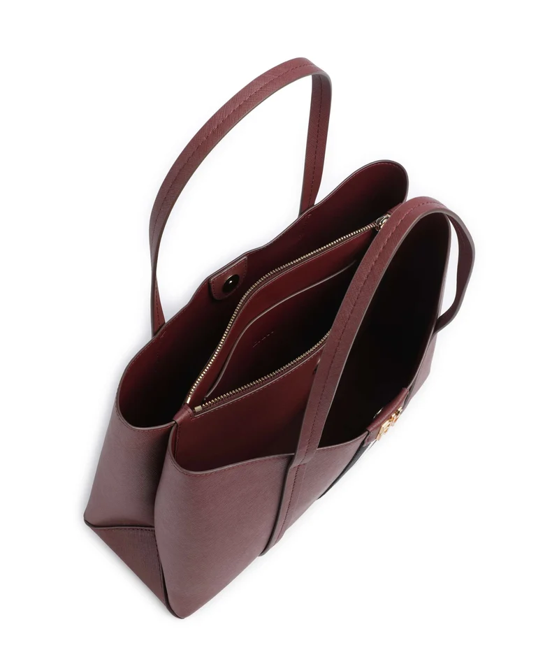 DKNY Nuri Cabas aged wine