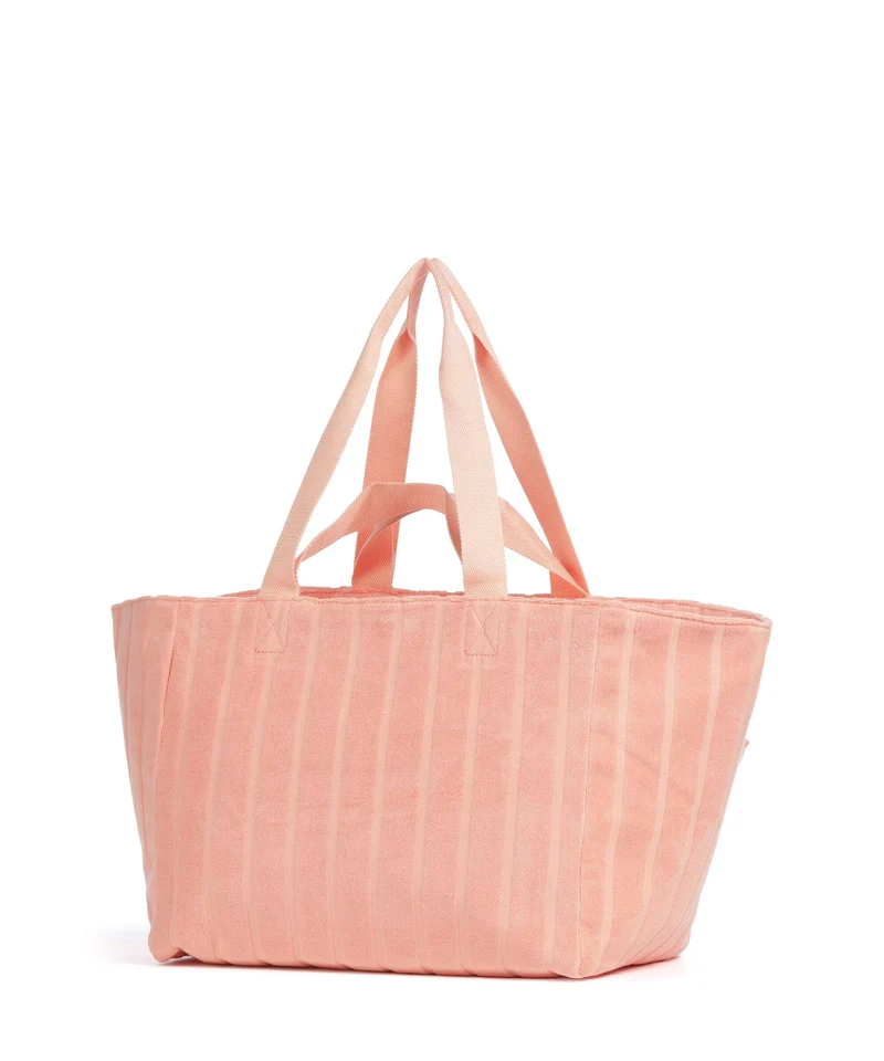 Kipling Beach Naomi Cabas orangy towel