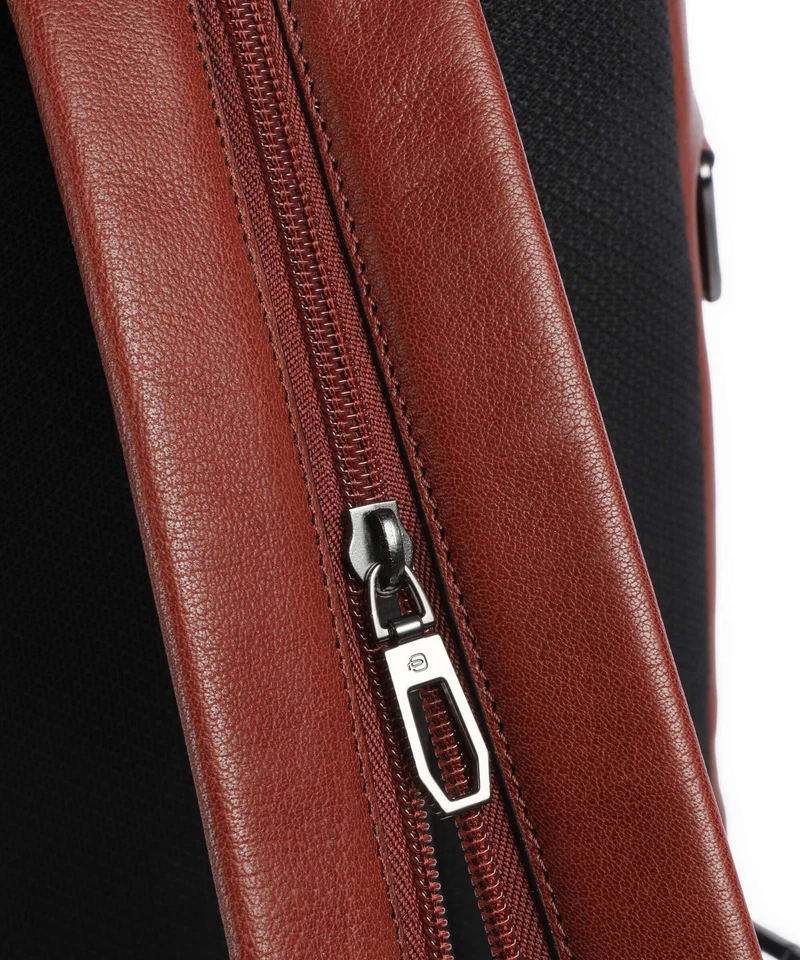 Piquadro Solm Sac sling cuoio