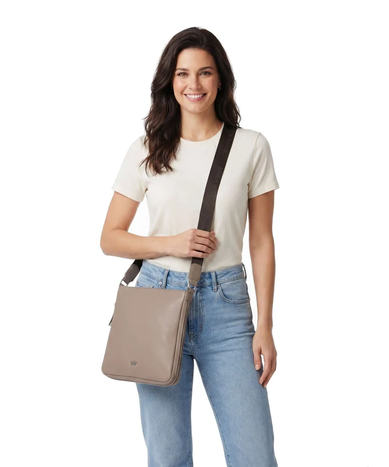 Braun Büffel Liv Sac bandoulière taupe