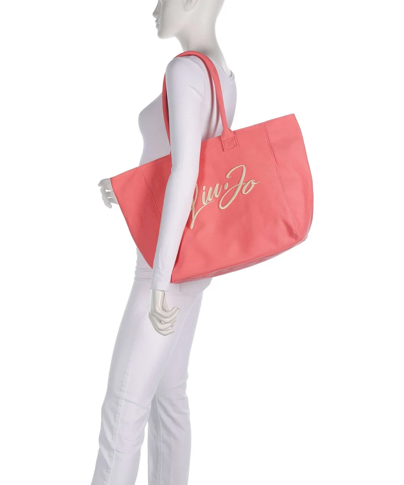 Liu Jo Plentia L Cabas sugar coral