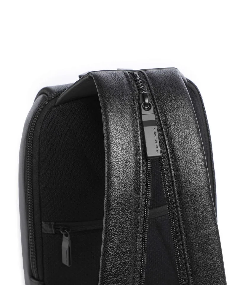 Piquadro Ael Sac sling black