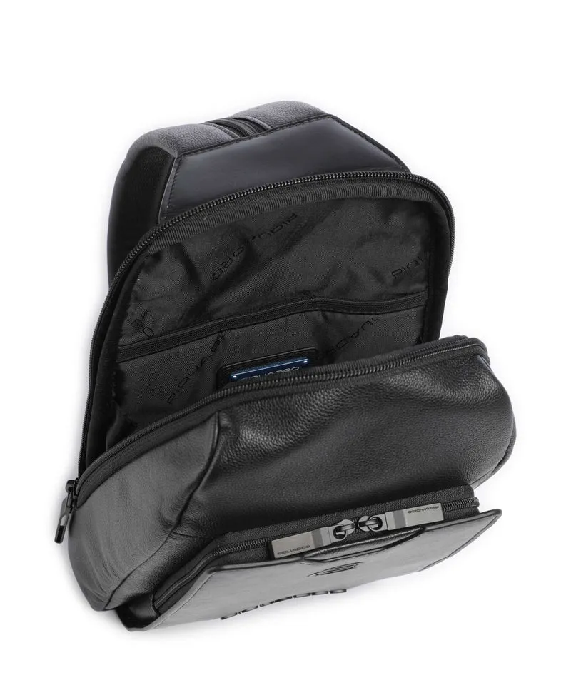 Piquadro Ael Sac sling black