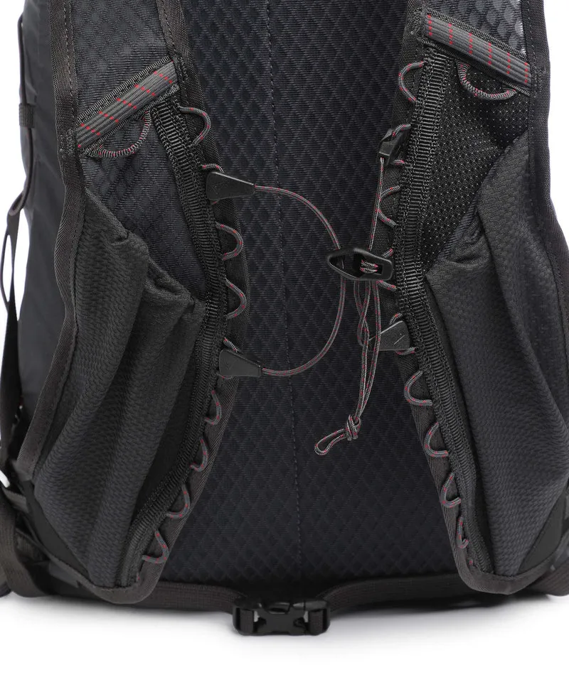 Klättermusen Skrymner 20 Sac à dos de randonnée raven