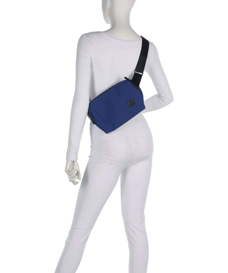 Bellroy Classic 5 Sac sling indigo