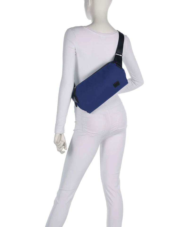 Bellroy Classic 7 Sac sling indigo
