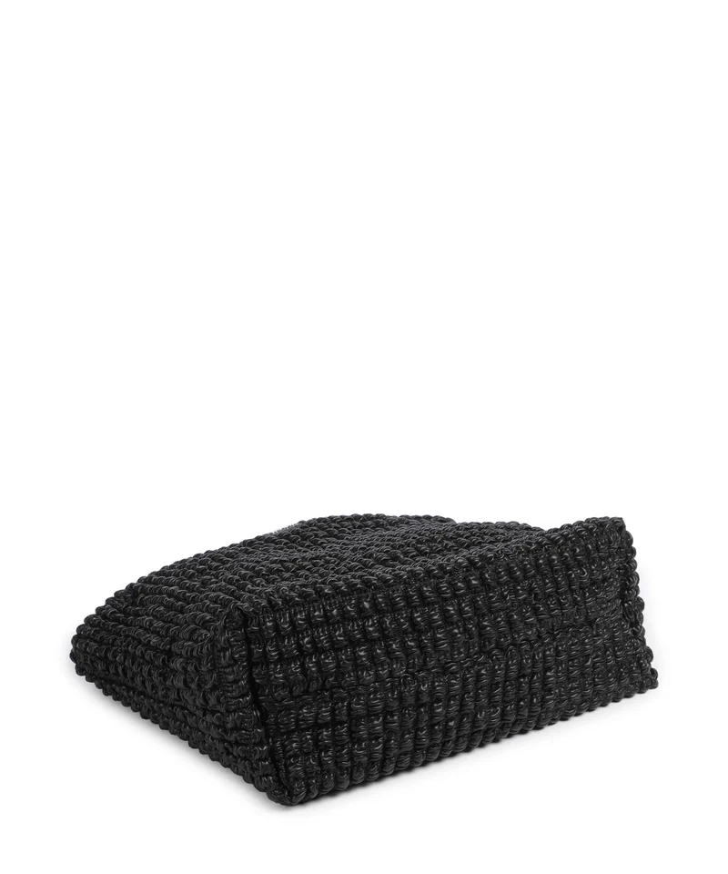 Hugo Mhati Cabas black